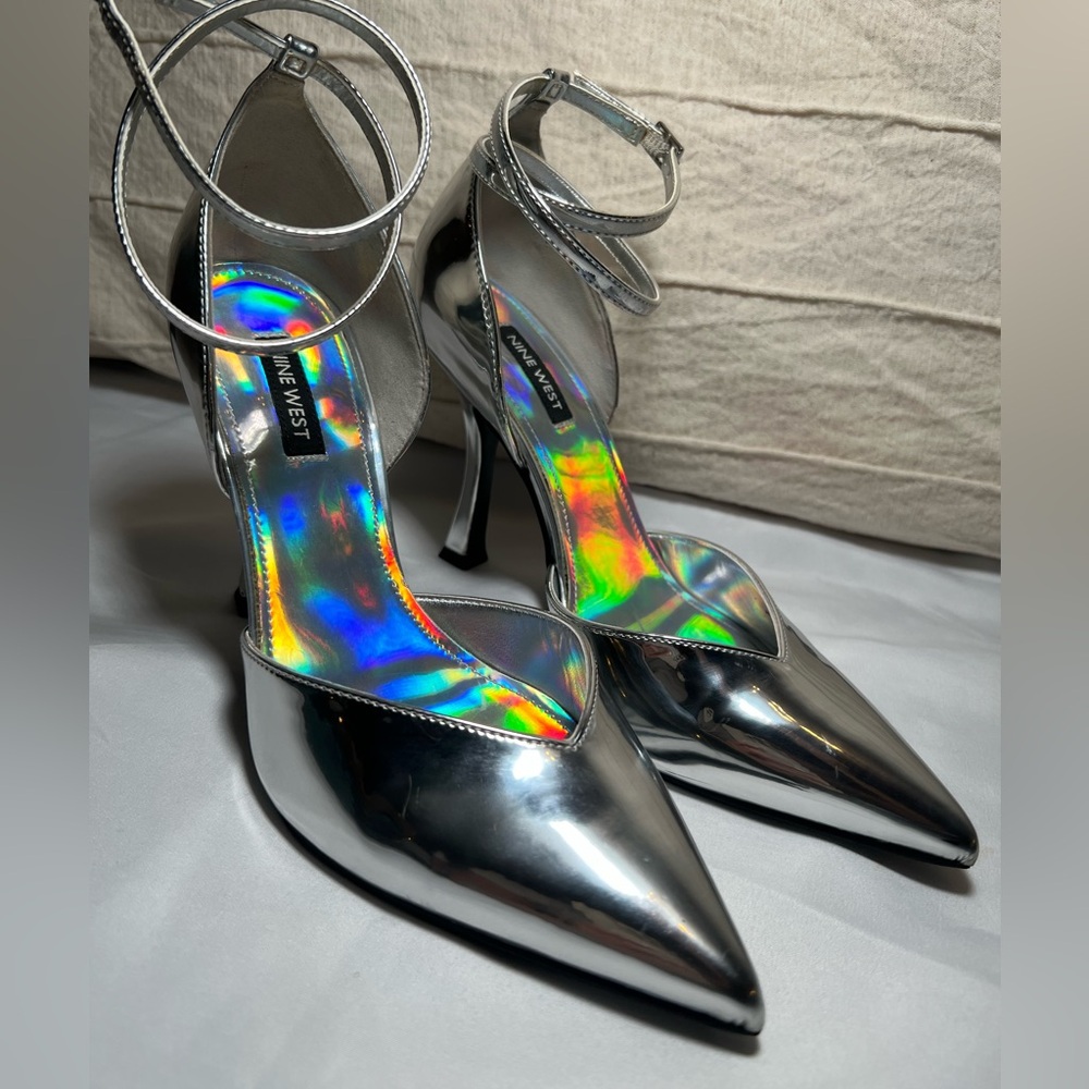 Nine West Metallic Silver Pointed-Toe Ankle-Strap Heels 7.5M